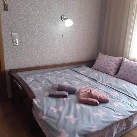 Однокімнатна Appartement Shepetivka Buitenkant foto