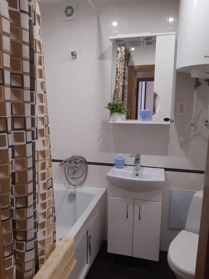 Однокімнатна Appartement Shepetivka Buitenkant foto