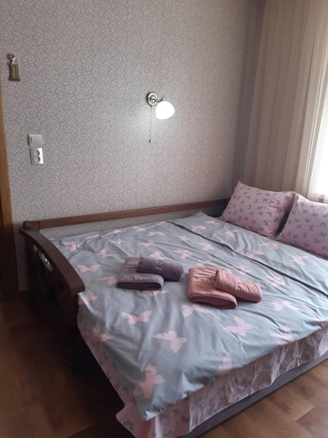 Однокімнатна Appartement Shepetivka Buitenkant foto